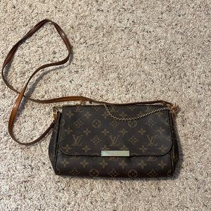 Louis Vuitton favorite mm bag